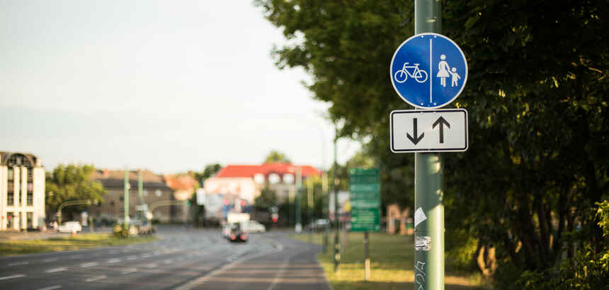 Mehr Inhalte einblenden zum Thema:Wege für den Radverkehr